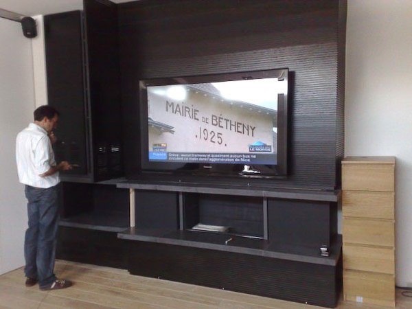 Office, sound and Tv, Brussels